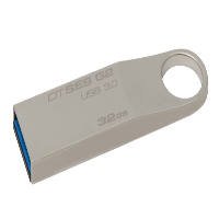MEMORIA KINGSTON 32GB USB 3.0 DATATRAVELER SE9 G2 PLATA - TiendaClic.mx