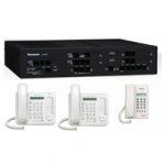 PAQUETE PANASONIC KX-NS500 (CON-15) INCLUYE 2 TELÉFONOS KX-DT521 (TEL-35) Y 1 TELÉFONO KX-T7703 (TEL-2) EN COLOR BLANCO. - TiendaClic.mx